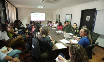 Gobernación del Valle busca mejorar ruta de atención a mujeres víctimas de violencia