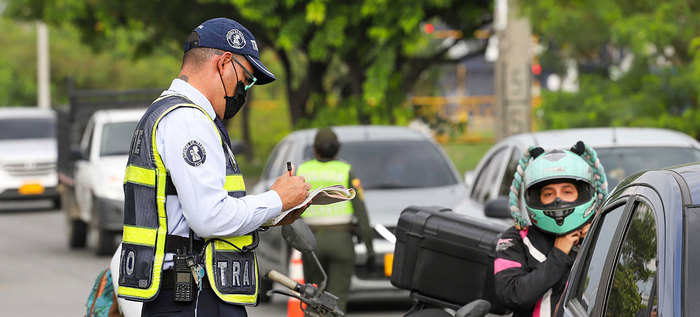 Más de 500 notificaciones a conductores infractores esta semana en Cali
