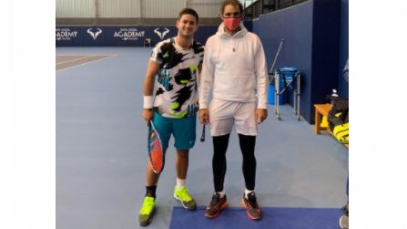 El tenista caleño Nicolás Mejía entrena en la Academia de Rafael Nadal