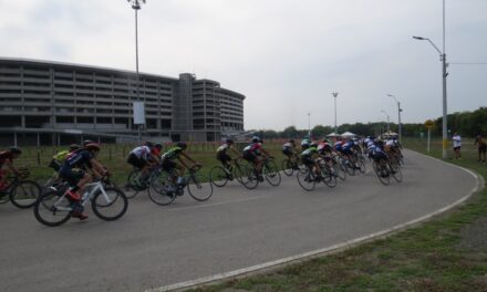 Huila y Risaralda ganaron la ruta del Campeonato Nacional Interclubes de Ciclismo