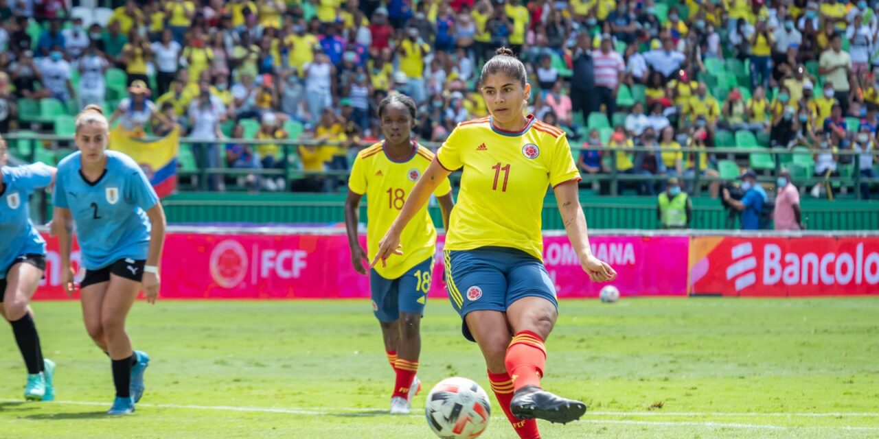 La Selección Colombia femenina derrotó a Uruguay en el estadio del Cali