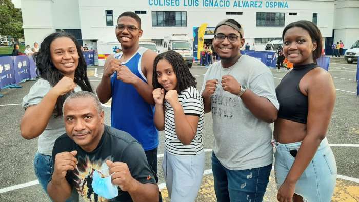 En los Juegos Panamericanos Junior, la familia siempre lucha unida