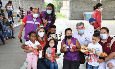 Gobierno del Valle llega a alegrarle la Navidad a niños y niñas de Pradera