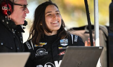 Tatiana Calderón debuta este domingo en la IndyCar