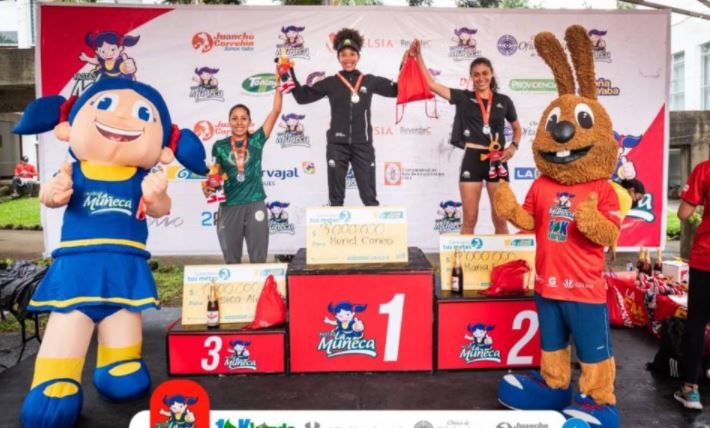 Muriel Coneo y Jeisson Suárez ganaron la carrera 10K Verde en Cali