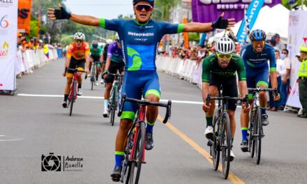 Panameño Carlos Samudio ganó la primera etapa de la Vuelta al Valle