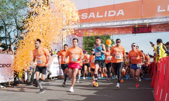 Cerca de 4000 deportistas corrieron en la Media Maratón del Túnel de la Línea