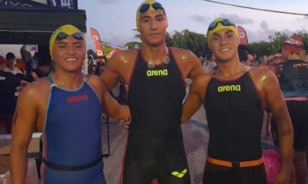 Juan José Castro, nadador del club CRP, campeón del Oceanman en aguas abiertas