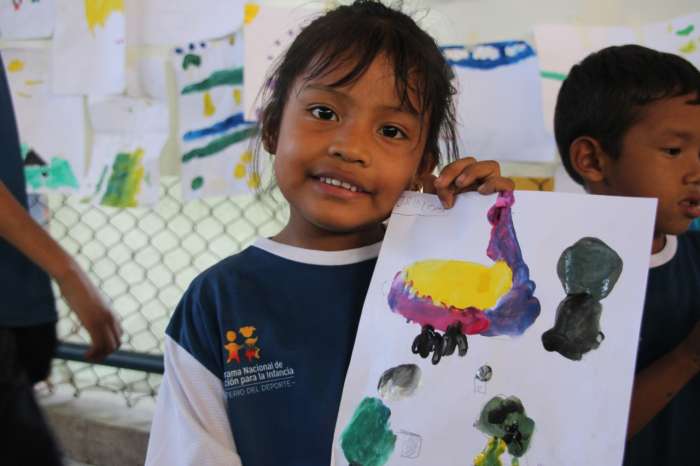 Niños de Riohacha participaron en el Encuentro Recreativo Intergeneracional para la Infancia