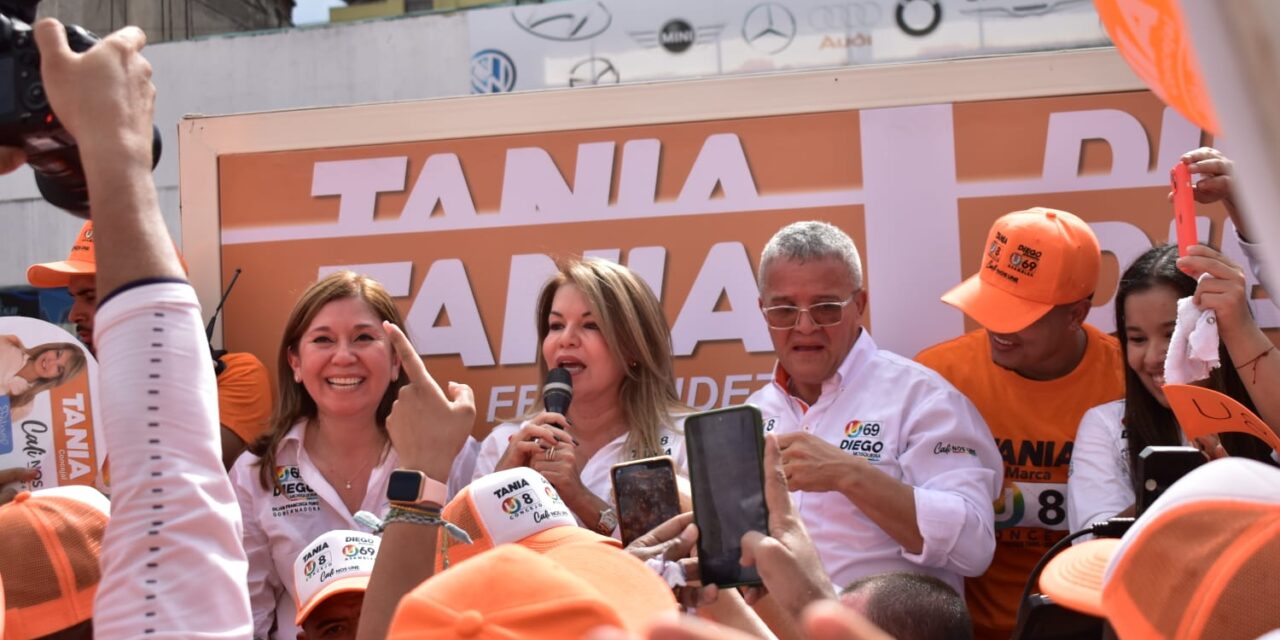 Tania Fernández y Diego Mosquera inscribieron sus candidaturas