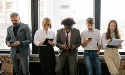 Cómo proteger los datos de la empresa en celulares corporativos o personal