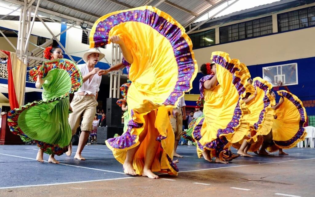 Festival Noche de Tambores: evento de danza y música en Palmira