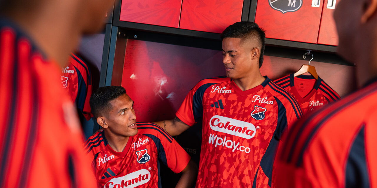 El DIM y adidas presentan la nueva camiseta de local