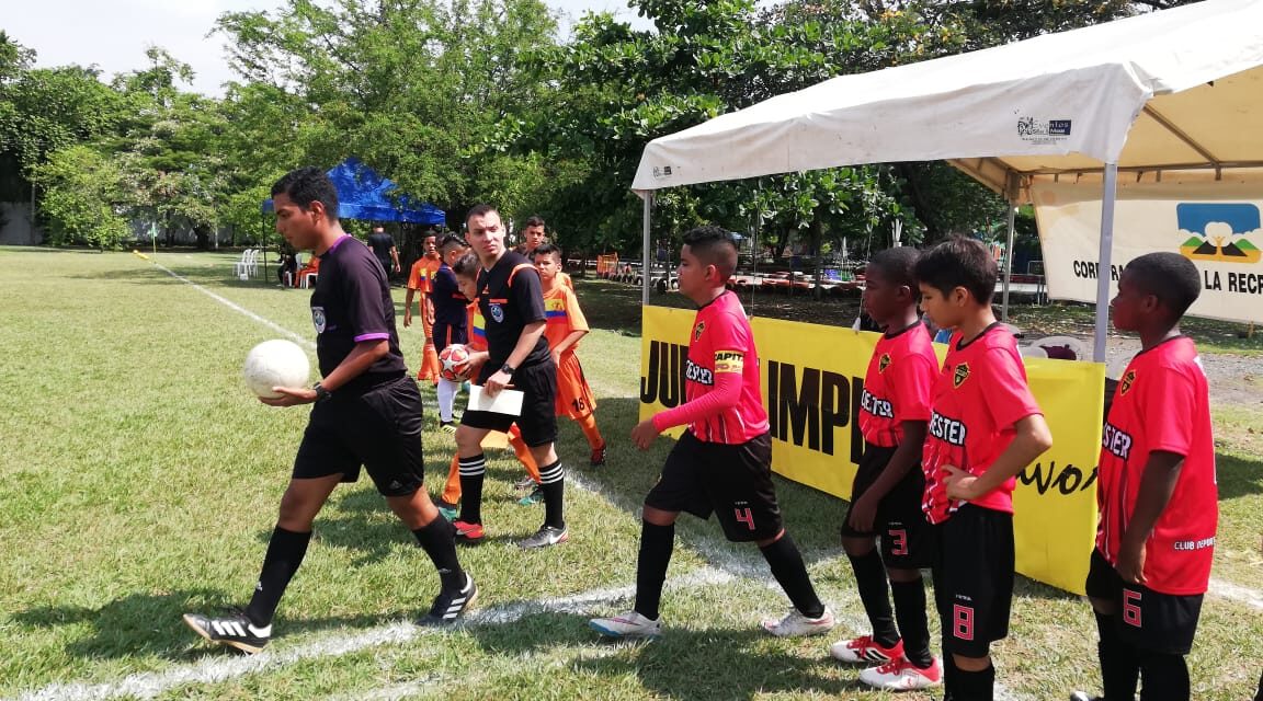Torneo Baby Fútbol en el Acuaparque de la Caña