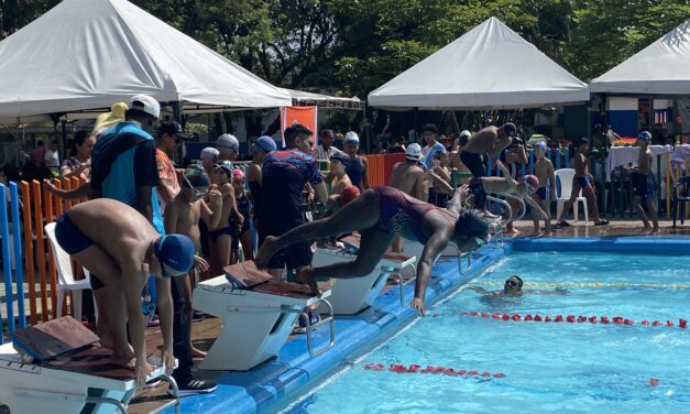Todo un éxito fue la IV edición del Festival Departamental de Natación Menores