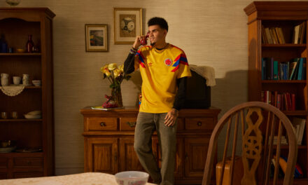 El regreso de un ícono: Colombia revive su camiseta de Italia 90