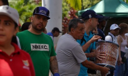 La solidaridad de Cali se concentra en la Plazoleta Jairo Varela